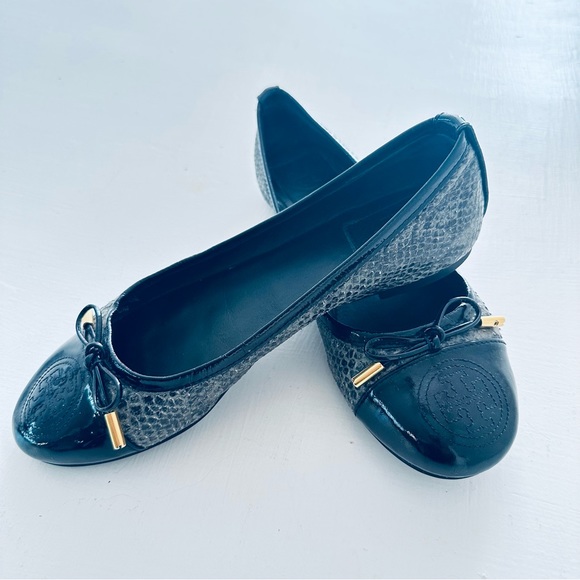 Tory Burch black snake print ballerinas size 6M - Picture 10 of 11